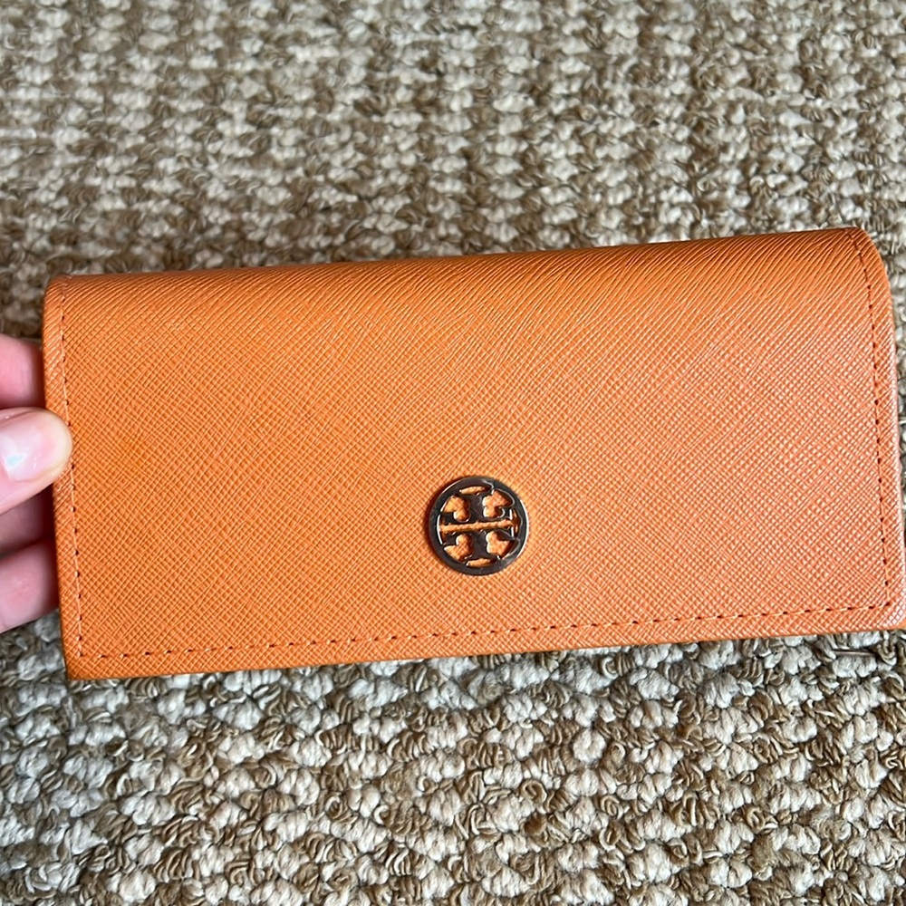 Tory Burch sunglasses case